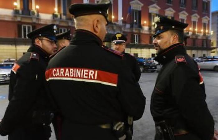 Schlechtes Wetter, prangert die Carabinieri-Gewerkschaft an: „Sie haben den Hubschrauber vom NEC in Volpiano weggenommen, sie mussten von Bergamo und Pisa abfliegen, um nach Canavese zu fliegen!“