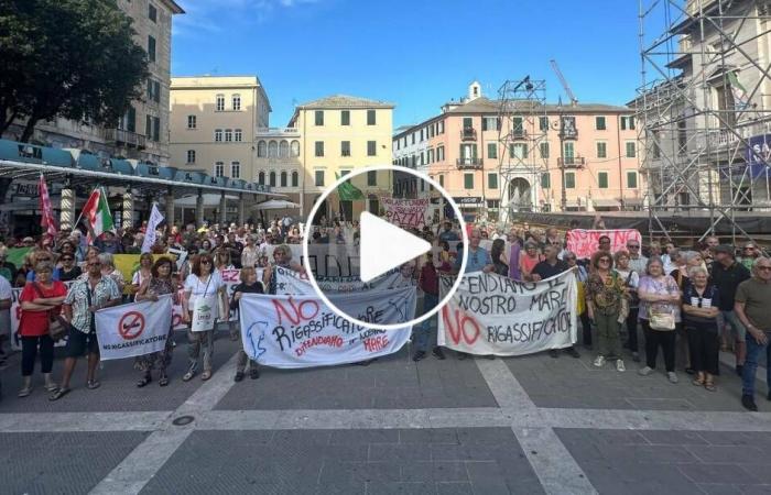 Neue Demonstration gegen das Regasifizierungsterminal in Savona, Giannì (Greenpeace): „Es steht im Zusammenhang mit einer Energiequelle, die schädlich für den Planeten ist“