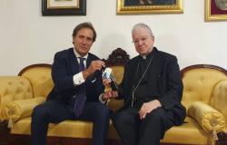 Eine Flasche Capaci-Öl für den Bischof: Geschenk des Kommissars von Grosseto