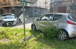 Gestern in Saronno: zwei Unfälle an der Kreuzung. Ausbrüche auf dem Platz. Baumelnder Hund. Laser-Urologie
