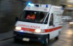 Treviso – Tragödie im Garten: 20 Monate altes Kind stirbt, als es von seinem Vater überfahren wird