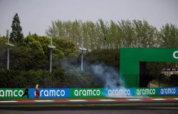 Warum fängt das Gras beim chinesischen Formel-1-GP Feuer?