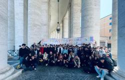 Auch die Itts Volta von Perugia im Vatikan zum Treffen des Peace Schools Network mit dem Papst