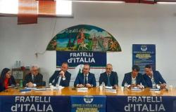 Genzano war Gastgeber des von Fratelli d’Italia organisierten Treffens zum „Regionalen Territorialen Landschaftsplan“.