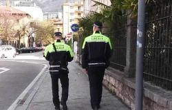 Lokale Polizei von Trient, Daten zu Aktivitäten im Jahr 2023: 9 Festnahmen und 298 Anzeigen, mehr als 700 Stunden für Kontrollen – Nachrichten