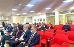 Zweiter Rat der Handelskammer am Sitz von Brindisi zur Genehmigung der Finanzberichte der bereits bestehenden Kammern