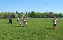 Rugby Carpi ist mit der Unterstützung von Sportmüttern und -vätern für Kinder unter 6 Jahren geöffnet