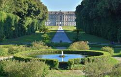 Der Palast von Caserta bereitet sich auf den 5. Mai vor
