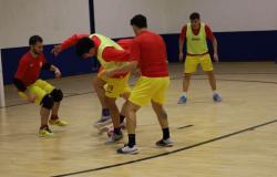 Messina Futsal, Rettungsmission: Morgen das Hinspiel des Play-outs gegen Real Dem | Live-Fünf-gegen-Fünf-Fußball