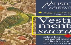 Acireale / Ausstellung „Vestimenta sacra“, eine Reise zwischen Kunst und Andacht, ausgestellt im Diözesanmuseum