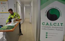In der Solidaritätsklinik „Noi con Voi“ für das Projekt „Salviamoci la Pelle“ werden weiterhin Kontrollen durchgeführt