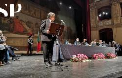 Auf Sizilien leuchten die neuen „Stars of Merit“ der Labour-Partei, außerdem gibt es 20 Syrakusaner