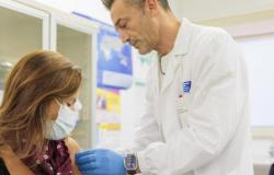 Die lange Hand des Coronavirus. Bußgeld wegen „No-Vax“ aufgehoben: „Die Altersanforderung ist unangemessen“