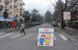 Busto, keine Autos vor Schulen am Ein- und Ausgang am Freitag: die Sicherheitsinitiative