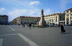 In Cuneo tritt die neue Verordnung für städtische Einrichtung und Dekoration in Kraft