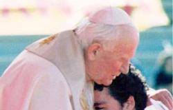 31 Jahre nach dem Besuch von Johannes Paul II. in Agrigent: die Erinnerung an eine unauslöschliche Umarmung