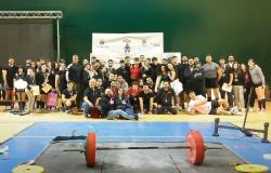 Lamezia, die dritte Ausgabe des Powerlifting-Events „Flx Strength Battle“ ist zu Ende gegangen