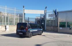 Foggia. Außergewöhnliche Durchsuchung durch die Strafvollzugspolizei im Gefängnis