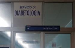 Diabetologie von Gallarate, Beschwerde eines Patienten: „Es mangelt an Ärzten. Das ist genug”