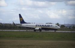 Zwei Syrakusaner erhalten 500 Euro für einen verspäteten Flug von Ryanair Trieste nach Catania