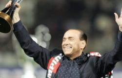 Mailand, Maldini erinnert sich an Berlusconi: „Mit ihm begannen wir zu fliegen“
