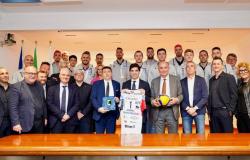 Präsident Acquaroli empfängt Yuasa Battery Grottazzolina in der Region: „Aufstieg in die Super League außergewöhnliches Ergebnis“ – picenotime