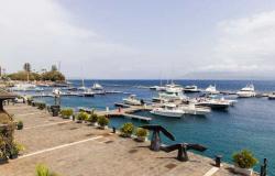 Die Marina del Nettuno in Messina zwischen den beiden sizilianischen Häfen Blaue Flagge 2024