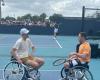 Miami Open, Jannik Sinner trainiert im Rollstuhl: die Bedeutung der Geste