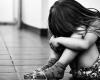 Asti, Töchter misshandelt und gezwungen, auf Reiskörnern zu knien (und nicht nur): Mutter zu 8 Jahren und Stiefvater zu 15 Jahren verurteilt