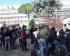 Zusammenstöße in Sapienza, das gestern verhaftete Mädchen wird freigelassen. Studenten im Hungerstreik und angekettet – Nachrichten