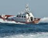 Seemann verloren zwischen Griechenland und Italien und wurde von der Küstenwache gerettet