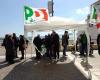 Crotone: Die PD auf dem Platz, um Unterschriften zur Verteidigung der Stadt zu sammeln