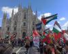 Mailand. Antifaschisten/Antizionisten massenhaft auf der Piazza Duomo