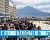 Neapel und Kampanien sind voller Touristen, bis zum 1. Mai über 600.000
