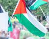 Verona. Palästinensische Flaggen und Slogans vor der Synagoge zum Tag der Befreiung, der jüdischen Gemeinde: „Lasst uns Brücken bauen, keine Mauern“