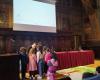 Perugia. Treffen zwischen Kindern und stellvertretendem Bürgermeister im Notarsaal