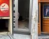 Sarno, Vandalismus-Razzia in den Büros von Italia Viva und Pd: Eingangstüren eingeschlagen