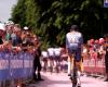 Giro d’Italia, Gipfel in der Präfektur. Das Straßensystem wird mit der Sperrung der Staatsstraße 16 und der Strandpromenade untersucht