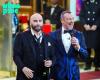 John Travolta, Rai hat eine Entschädigung für den Schuhfall in Sanremo 2024 beantragt