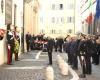 Zum Gedenken an die Opfer des Terrorismus legte der Präsident der Republik in der Via Caetani einen Blumenkranz nieder