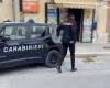 In einem Tabakladen in Cerignola wurden mit einem Gewehr 500 Euro und Zigarettenschachteln ausgeraubt. Zwei Verhaftungen des CC