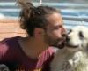 Crotone: Giandomenico, vom ASP mit einer Geldstrafe von 1.500 Euro belegt, weil er streunende Hunde gerettet und betreut hat