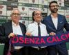 Cosenza, Ursino: «Ich bin verrückt nach Trainern, erwarte alles». Delvecchio: «Schauen wir uns die jungen Menschen im Ausland an»
