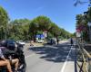 Marina di Ravenna, Einbahnstraße am Meer, die Polizei stoppt die Autos