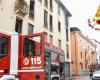Im Schlafzimmer bricht Feuer aus, ältere Frau versucht die Flammen zu löschen und bittet dann um Hilfe: Wohnhaus in Vicenza evakuiert