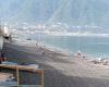 Castellammare, der saubere Strandbetrieb beginnt
