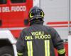 Brand im römischen Viertel Vigne Nuove in der Nähe eines Kindergartens und einer Tankstelle: Kinder evakuiert
