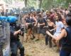 Polizisten als Zielscheiben in Bologna und Catania. Wut der Gewerkschaften: „Angriffe auf uns sind zur Normalität geworden“