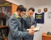 VENETIEN – Sie werden in der Schule mit gefälschten Diplomen aus Kampanien eingestellt: 25 gemeldet