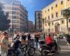 Von Party zu Zusammenstößen: Schlägerei auf der Piazza Libertà / DAS VIDEO